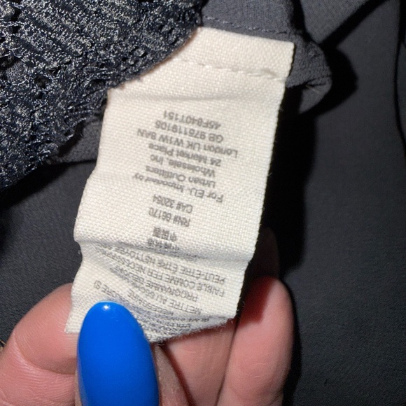 Free People Denim & Lace Boho Blouse Size XS Gray Black Sheer Panel Top - Picture 16 of 16